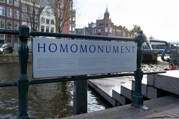 homomonument
